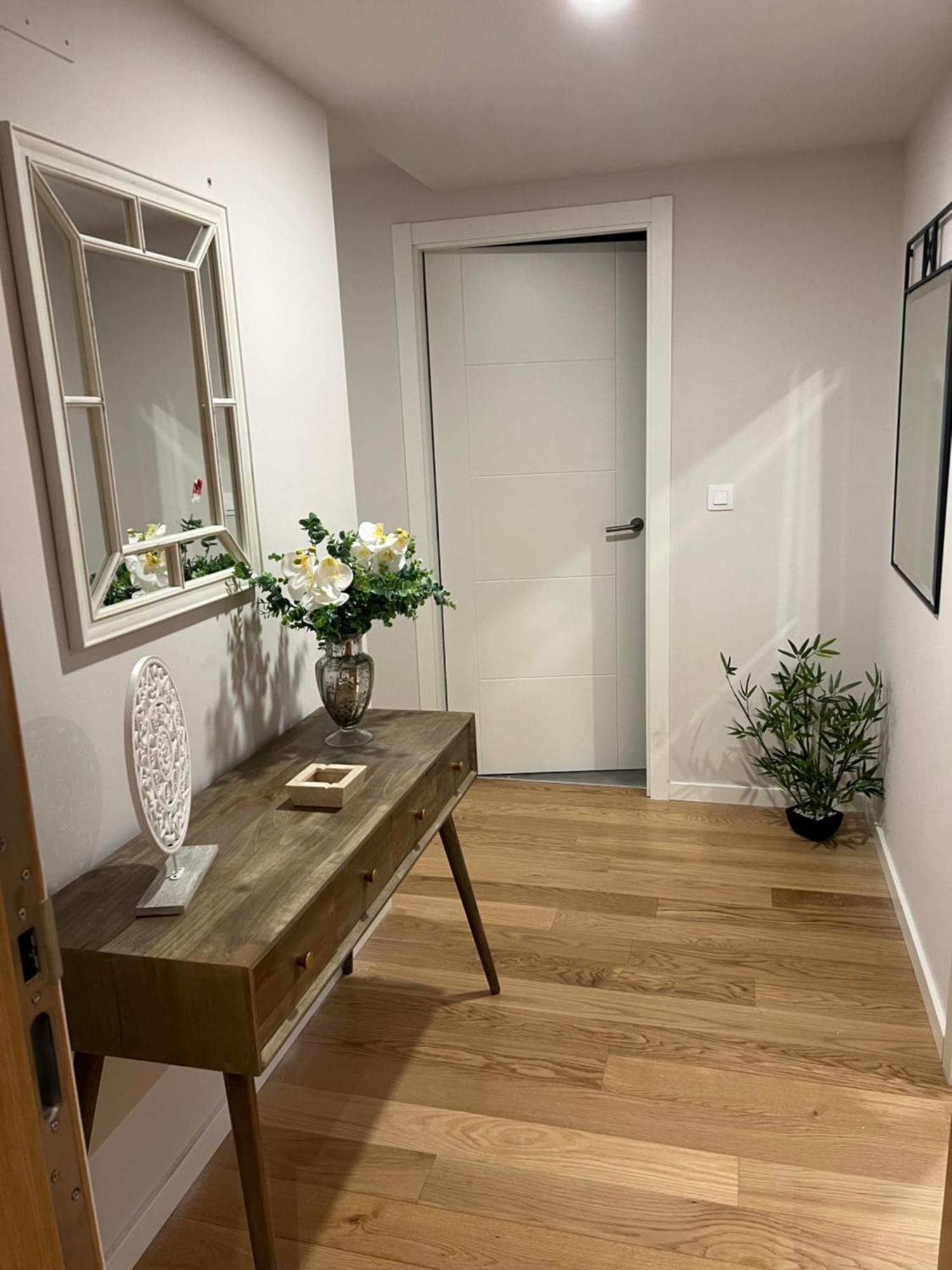 Vivienda Ronda Muralla A Estrenar Apartment Lugo Bagian luar foto